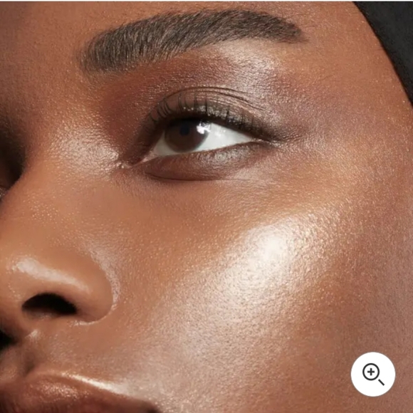 Illamasqua highlighter - Picture 3 of 4